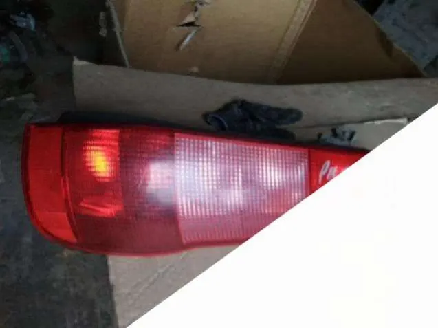 Фонарь задний правый Fiat Punto 2 поколение