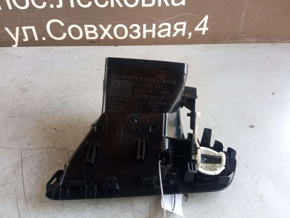 дефлектор обдува салона Renault Scenic 3 поколение — фото 2