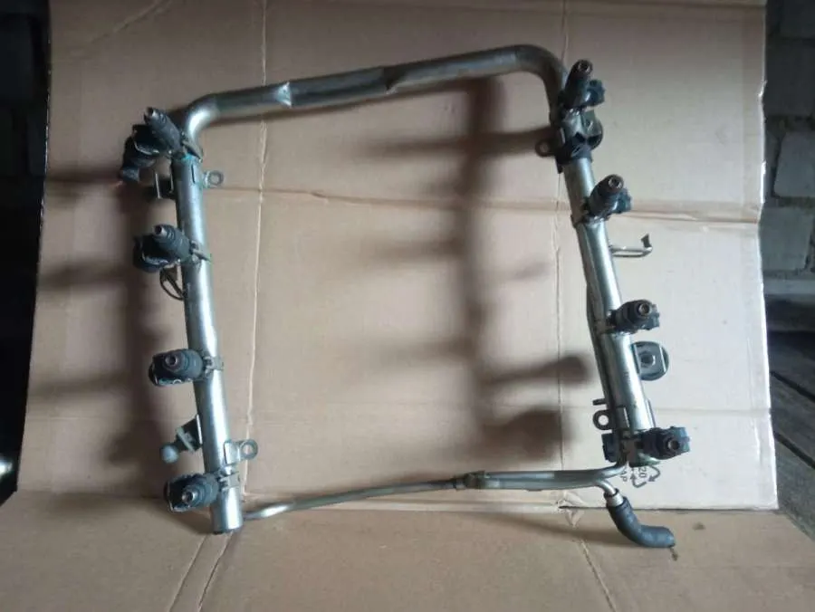 Форсунка бензиновая Volkswagen Touareg 1 поколение 077133551M