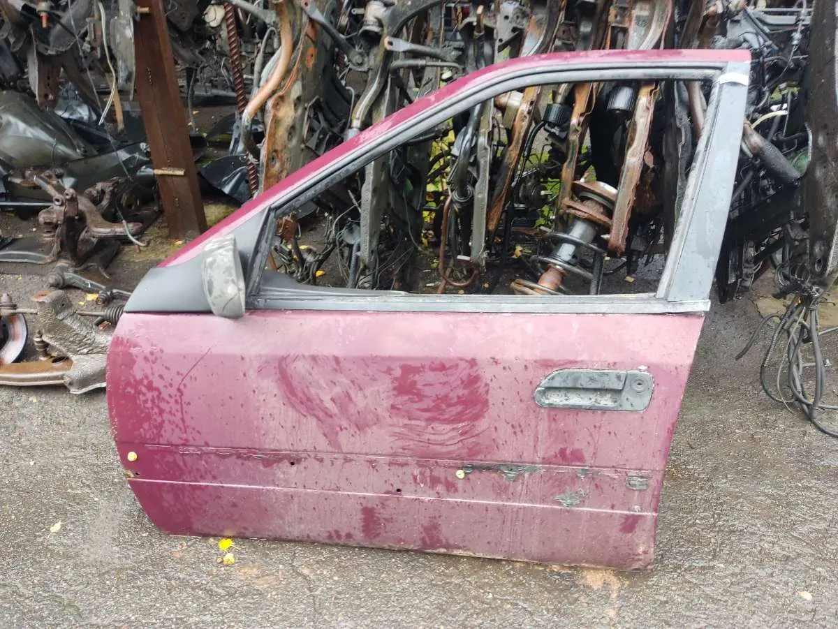 Дверь передняя левая Citroen Xantia 1 поколение