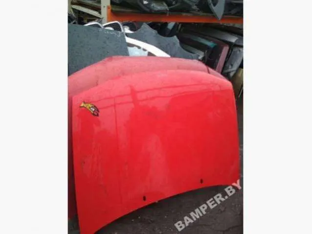 Шумоизоляция капота Volkswagen Golf 3 поколение