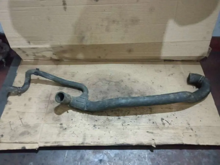 Патрубок радиатора Opel Vectra B 52488428