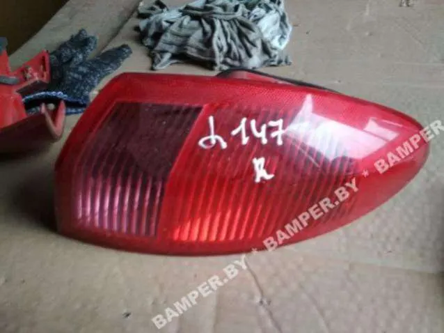 Фонарь задний правый Alfa Romeo 147 1 поколение