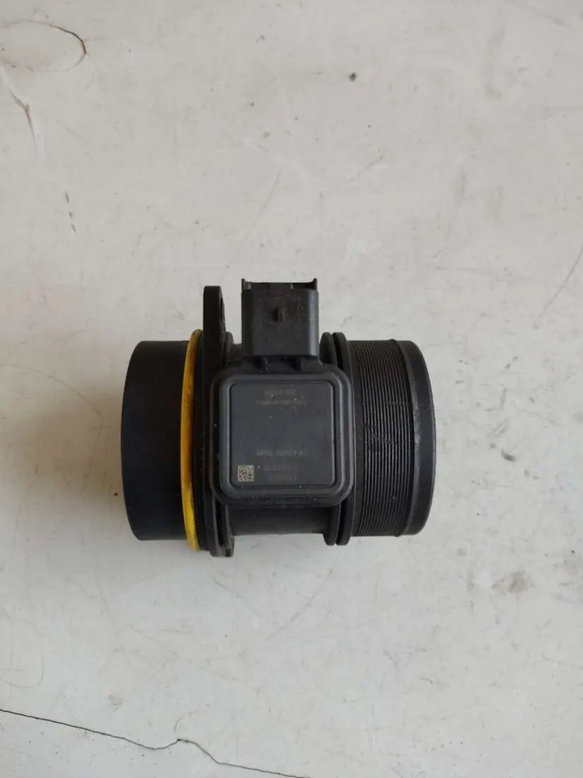 расходомер воздуха Land Rover Range Rover 1 поколение 5wk97011 4F8Q12B579AC