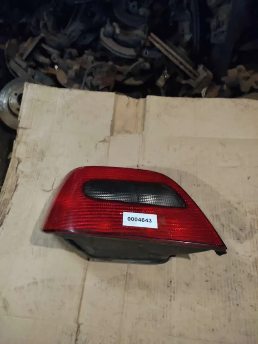 Фонарь задний левый Citroen Xsara 1 поколение