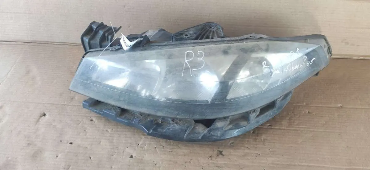Фара передняя левая Renault Laguna 2 поколение