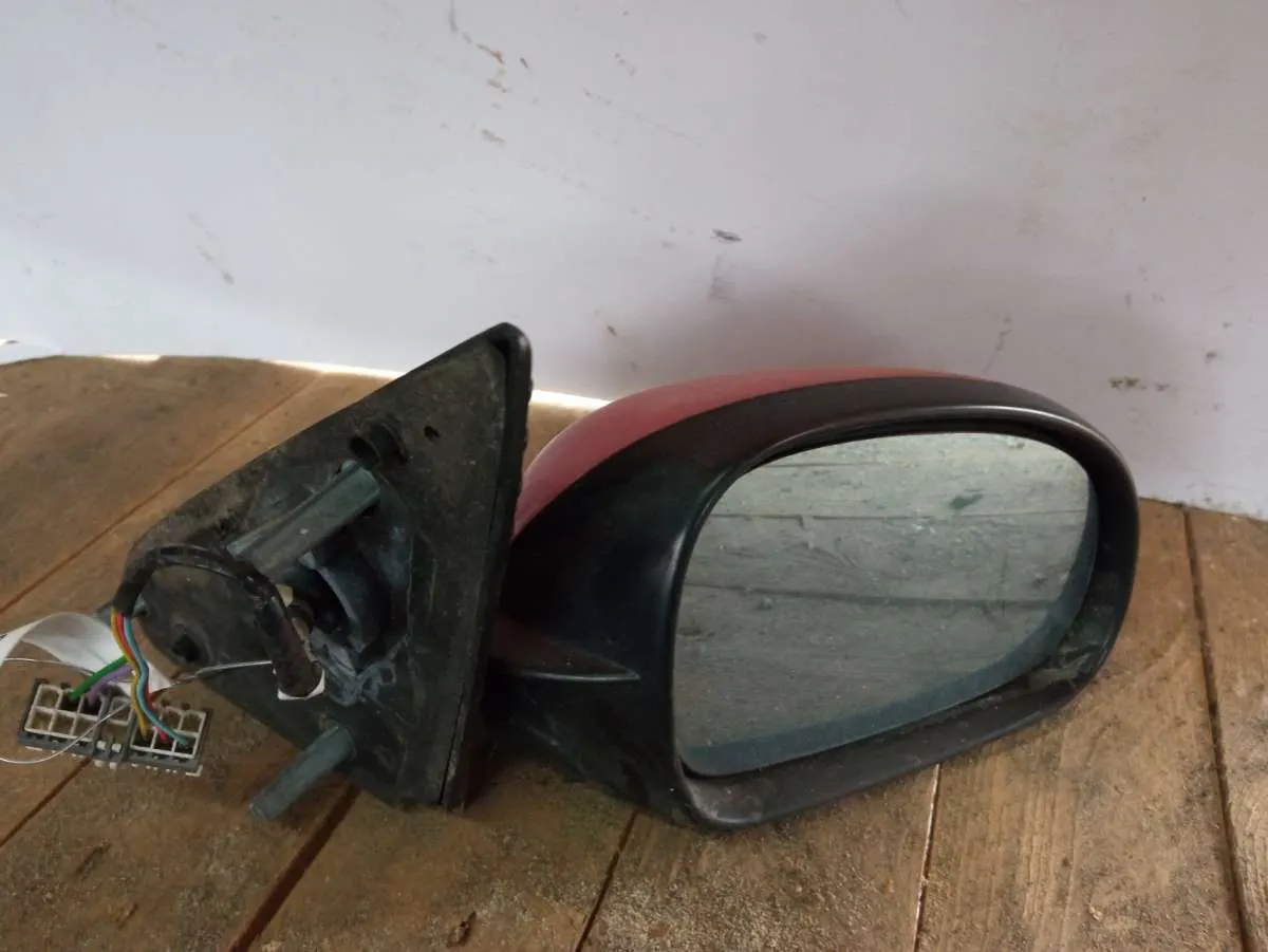 Зеркало правое Peugeot 406 1 поколение