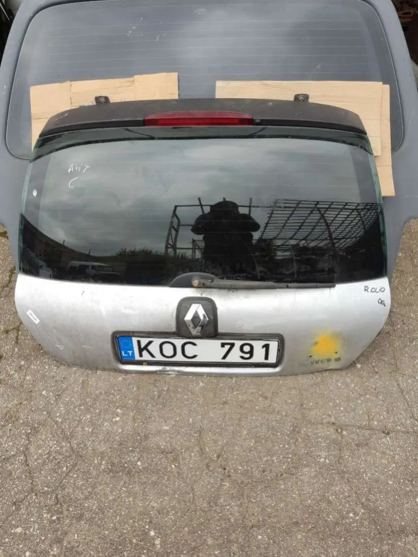 Крышка багажника (дверь 3-5) Renault Clio 3 поколение
