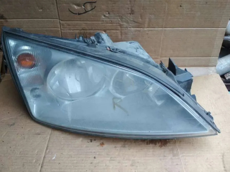 Фара правая Ford Mondeo 3 поколение
