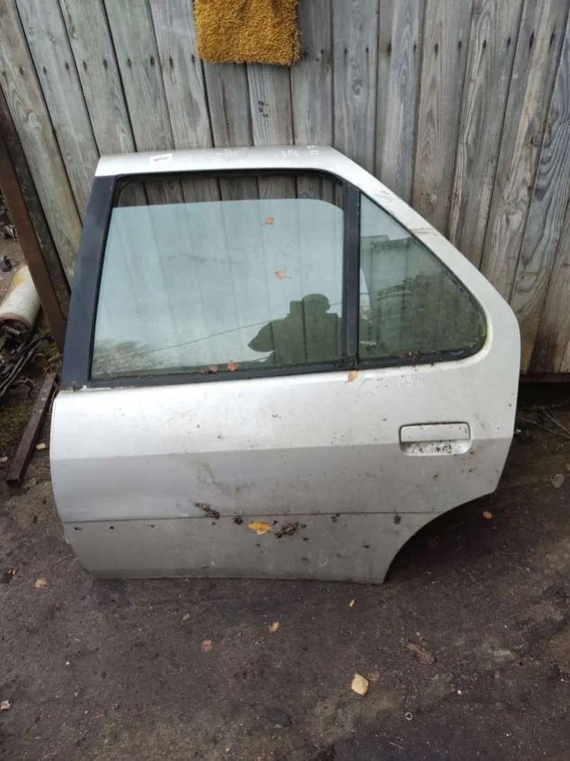 Дверь задняя левая Peugeot 306 1 поколение