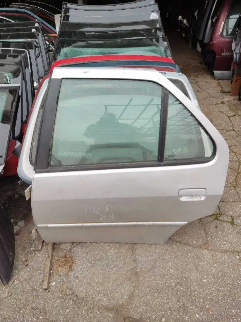 Дверь задняя левая Peugeot 306 1 поколение [рестайлинг]