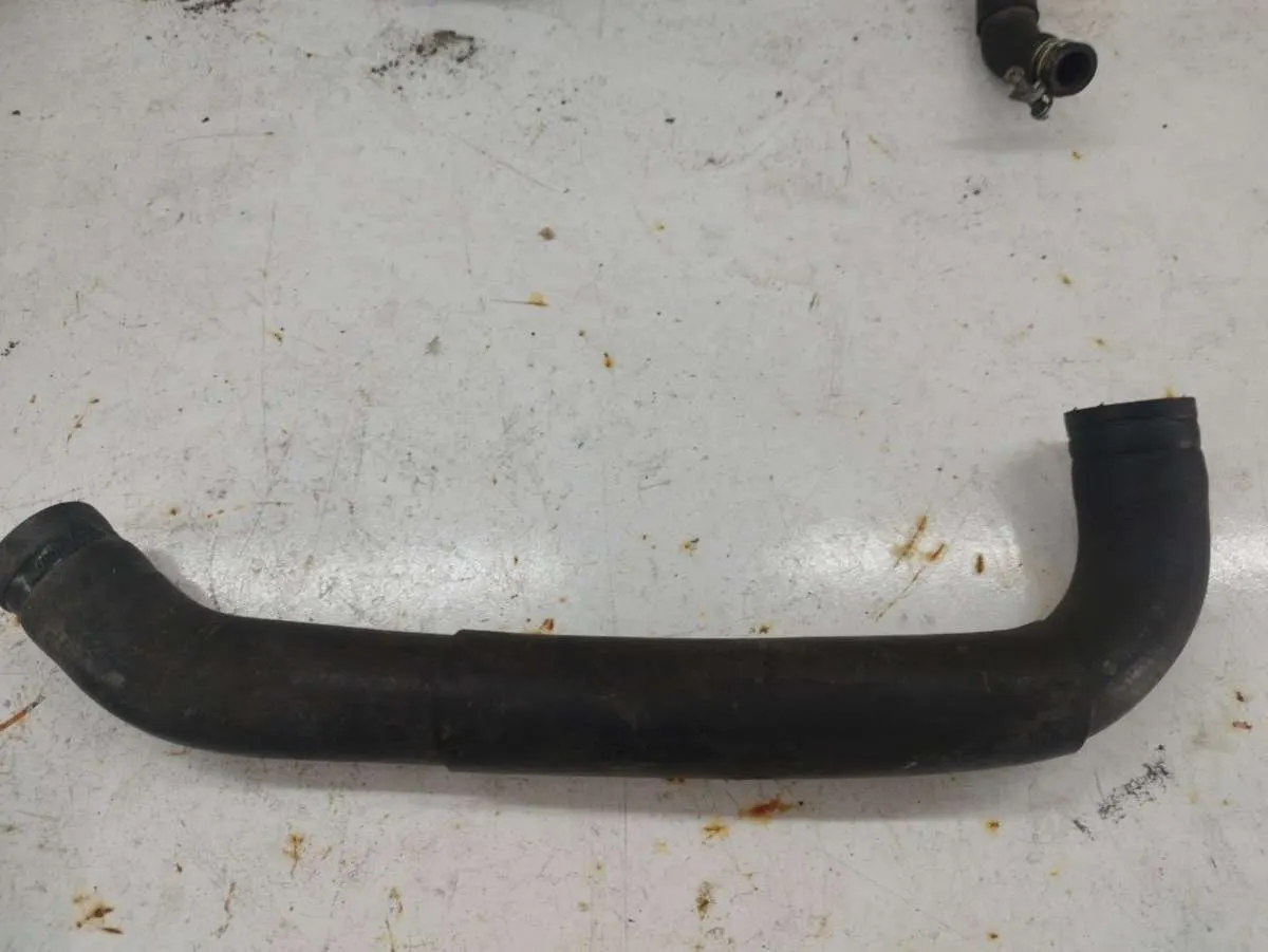 Патрубок радиатора Nissan Almera N15