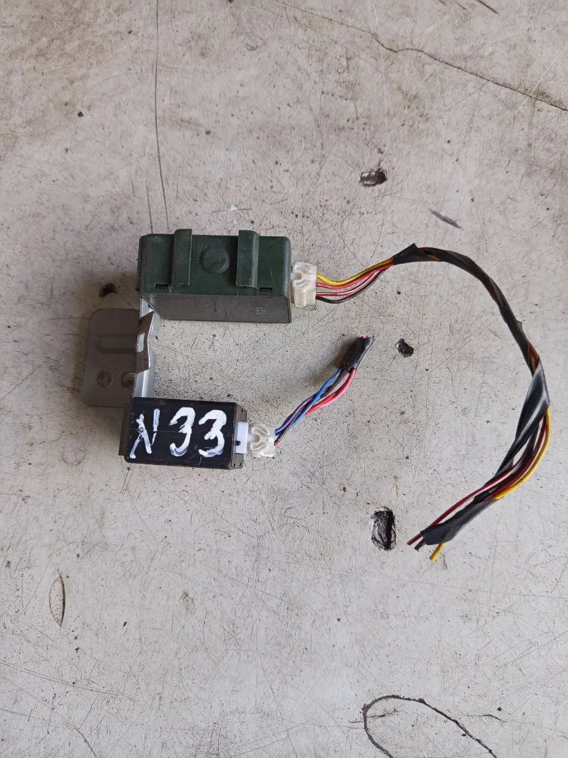 реле (прочие) Nissan Sunny Y10