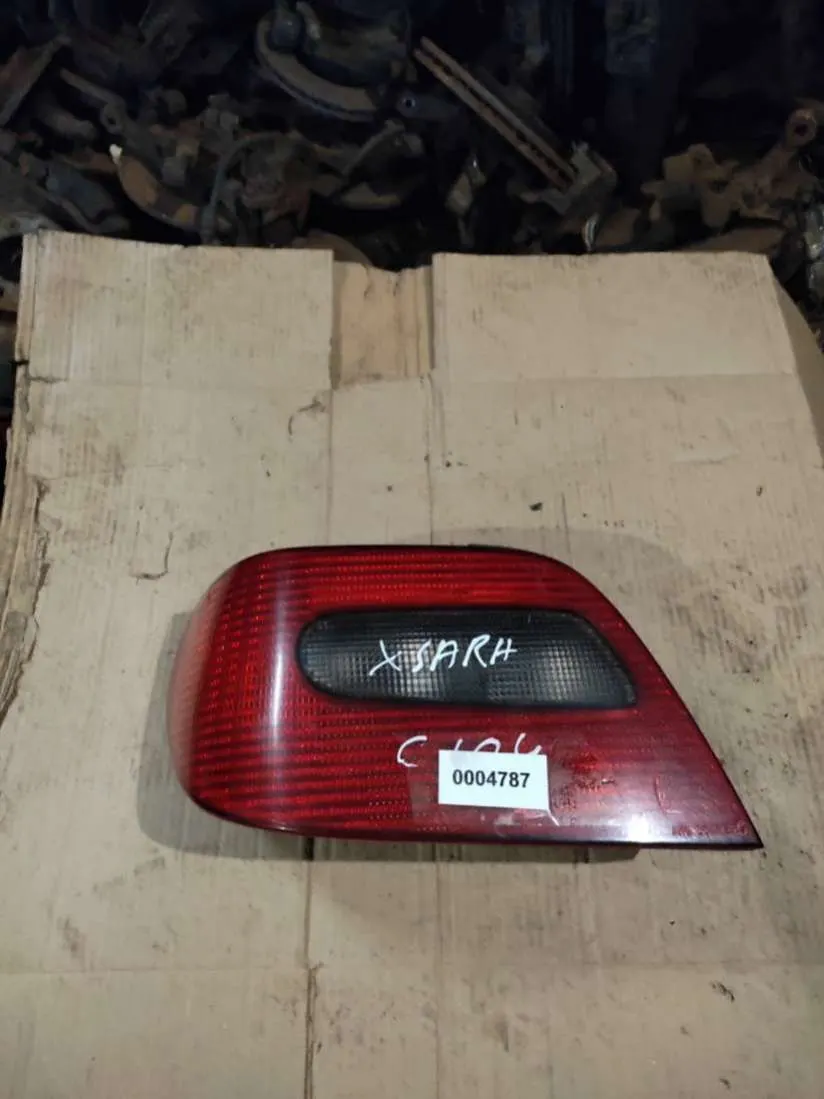 Фонарь задний левый Citroen Xsara 1 поколение