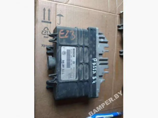 блок управления двигателем Volkswagen Passat (North America) B3