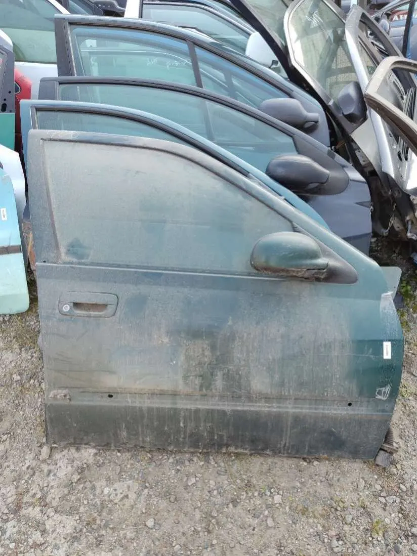Дверь передняя правая Peugeot 406 1 поколение