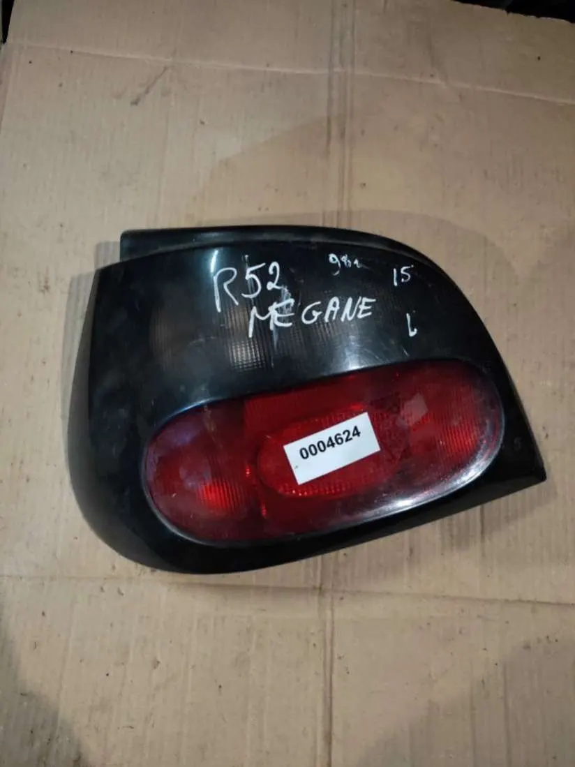 Фонарь задний левый Renault Megane 1 поколение