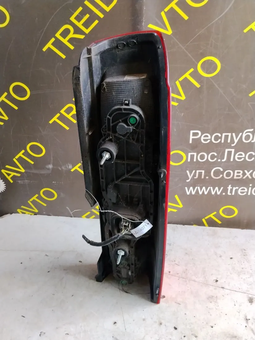 Фонарь задний левый Peugeot Boxer