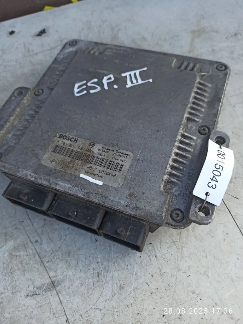 блок управления двигателем Renault Espace 3 поколение 8200095448 — фото 2