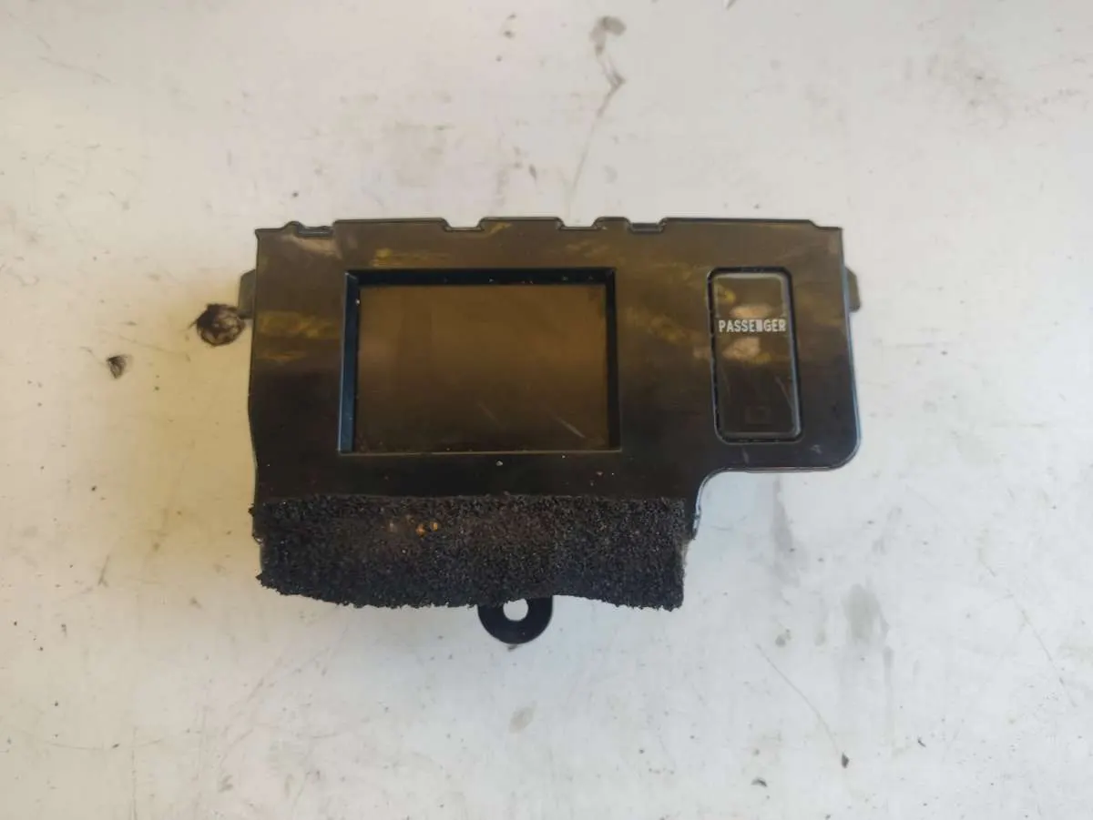 Бортовой компьютер (дисплей) Toyota Sienna 3 поколение 832900804000