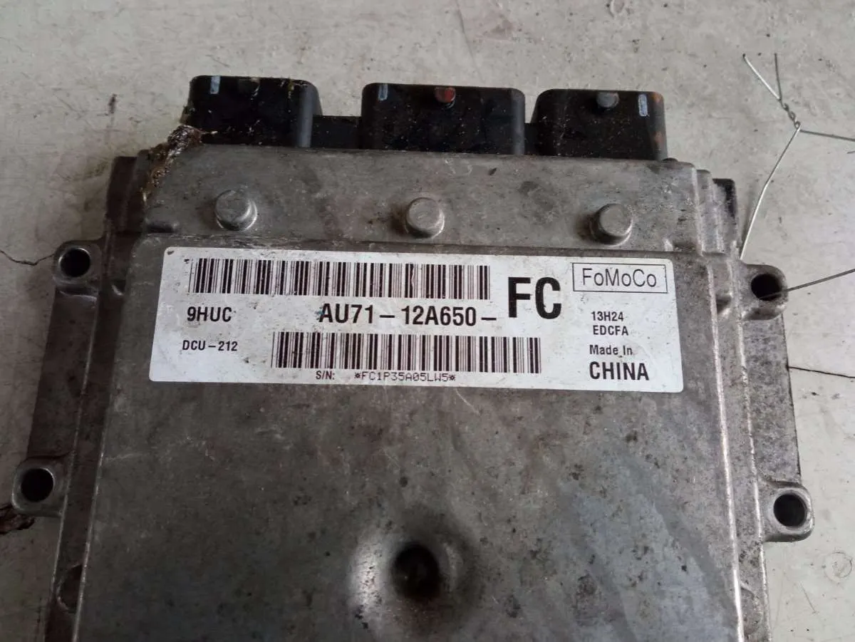 блок управления двигателем Ford Transit AU71-12A650-FC