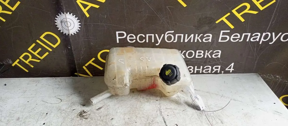 Расширительный бачок Renault Grand Espace 2 поколение