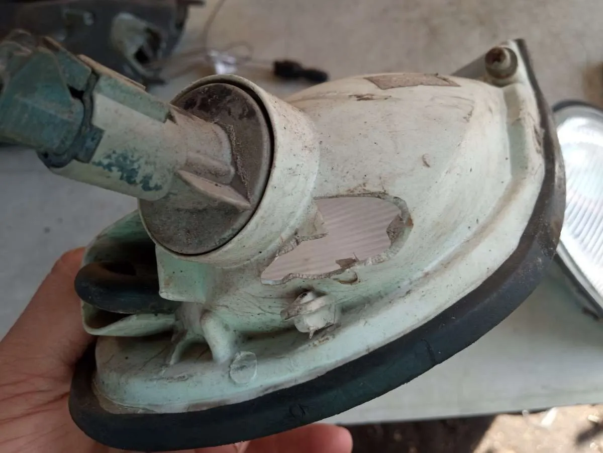 Поворотник левый Nissan Serena C23 — фото 3