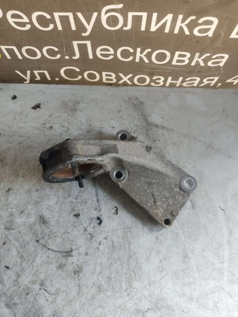 кронштейн полуоси Peugeot Boxer