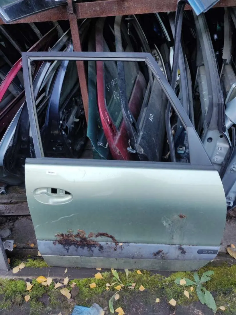 Дверь передняя правая Renault Espace 3 поколение