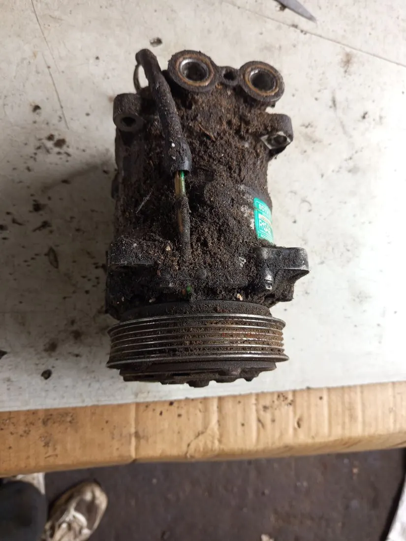 компрессор кондиционера Peugeot 306 1 поколение [рестайлинг] 1682603860 — фото 2