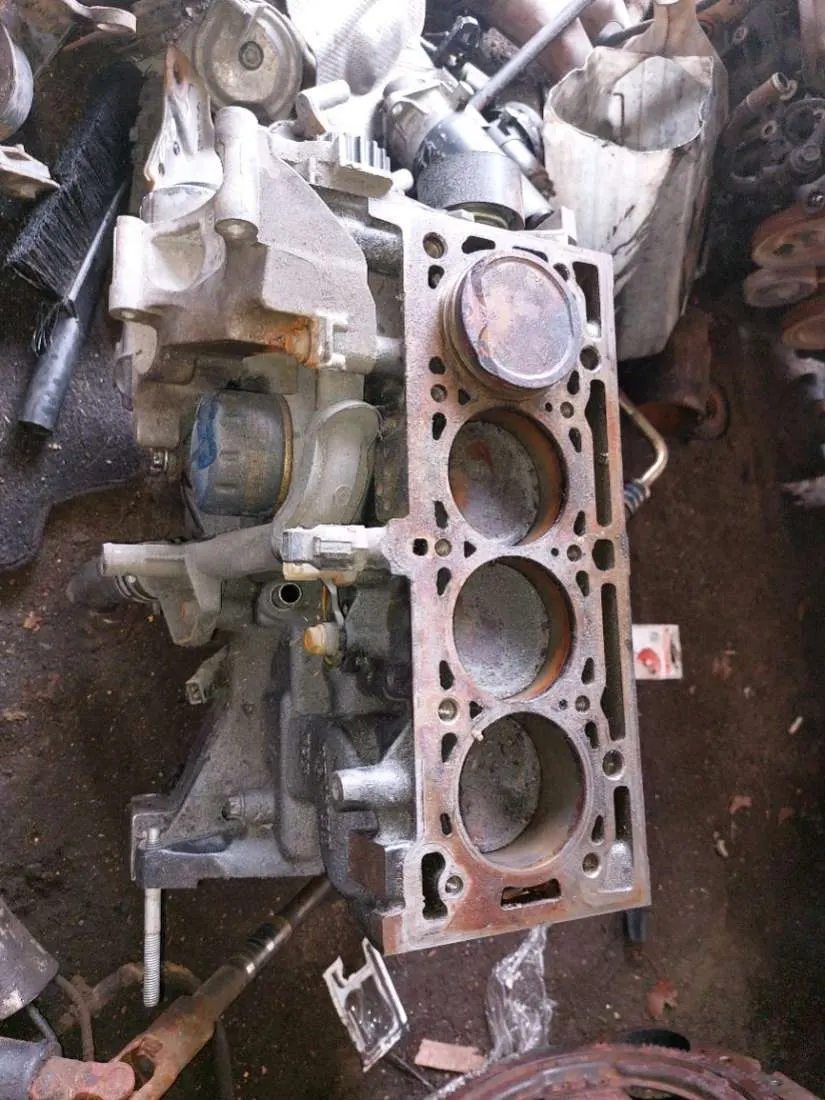блок цилиндров Renault Megane 2 поколение