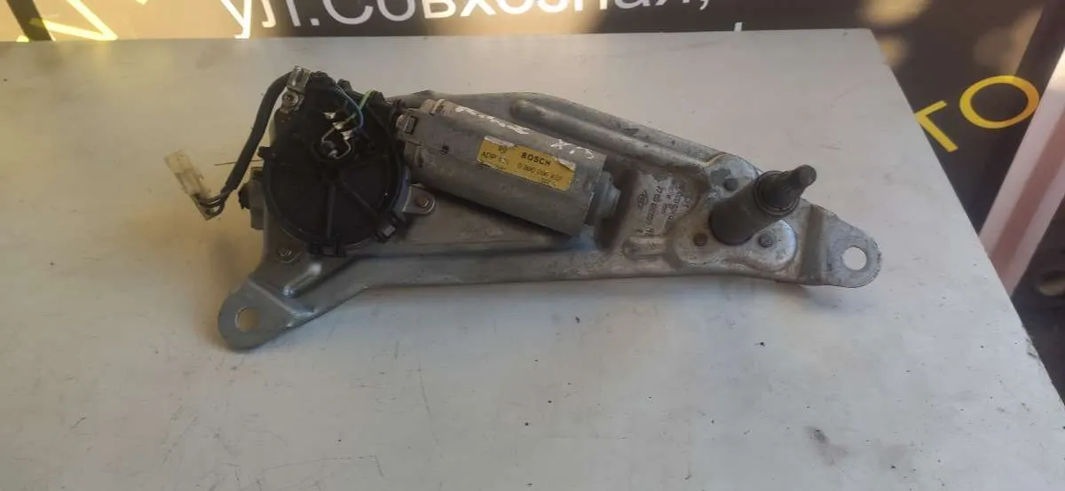 моторчик заднего стеклоочистителя (дворника) Renault Laguna 1 поколение