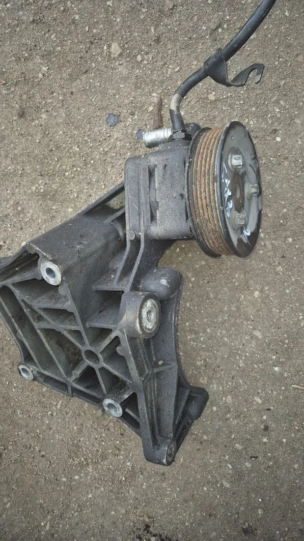 Насос ГУР Opel Zafira A
