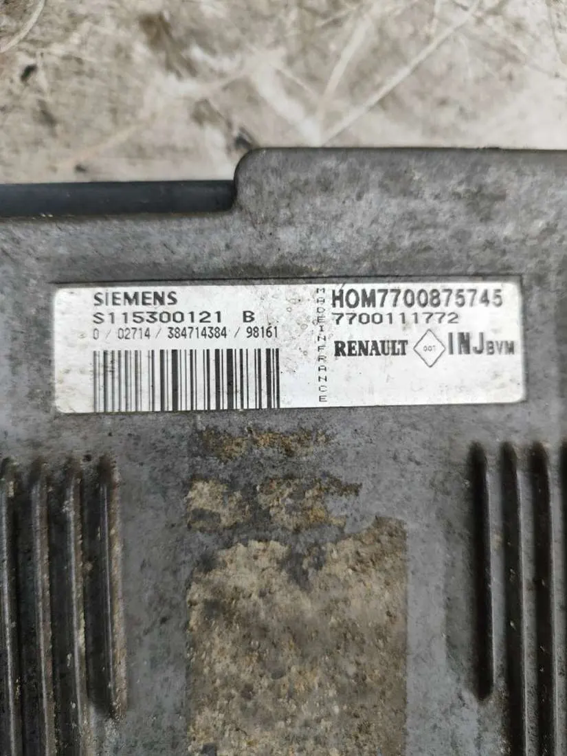 блок управления двигателем Renault Scenic 1 поколение 7700875745 — фото 3