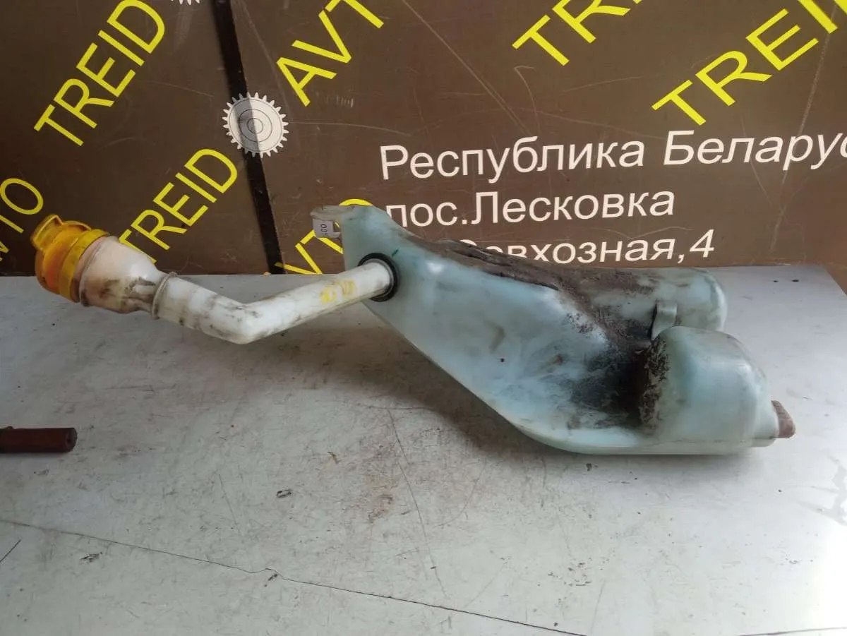 бачок омывателя Renault Scenic 3 поколение — фото 2