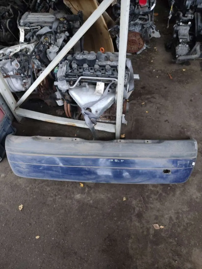 бампер задний Renault Clio 1 поколение