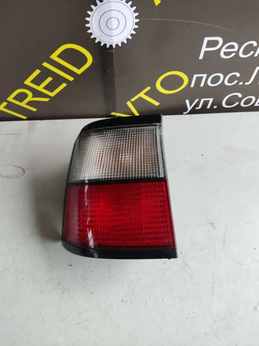 Фонарь задний левый Citroen Xantia 1 поколение