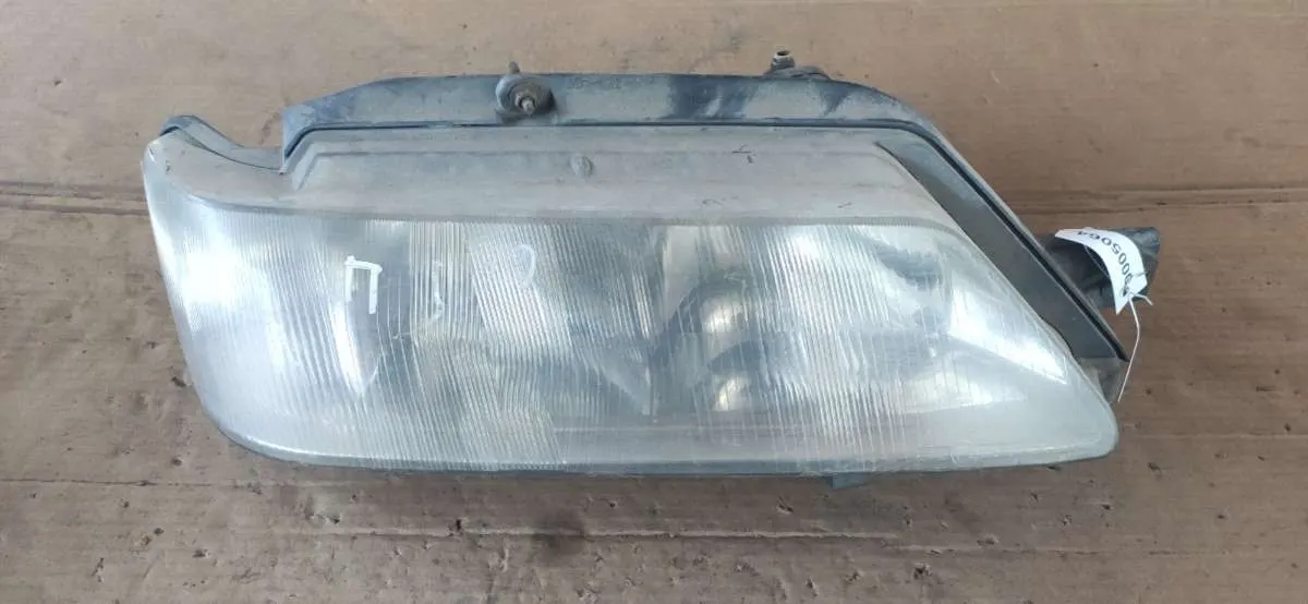 Фара передняя правая Peugeot 605 1 поколение [рестайлинг]