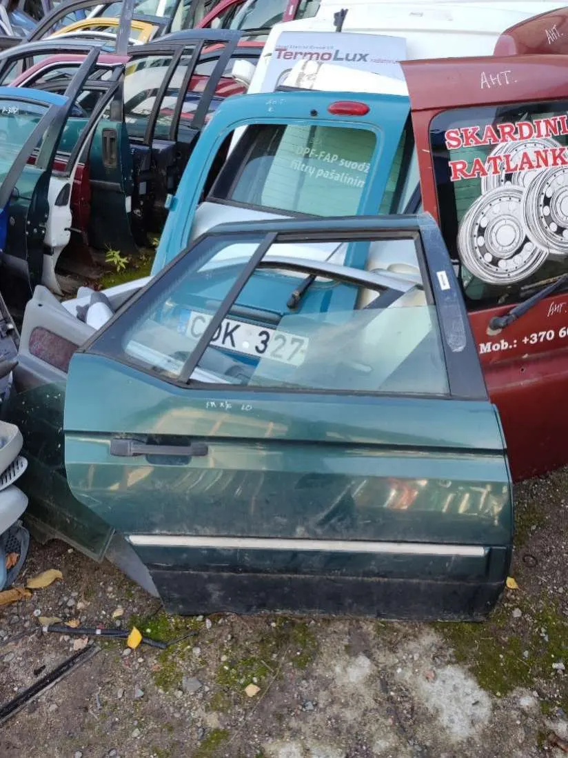Дверь задняя правая Citroen XM Y3