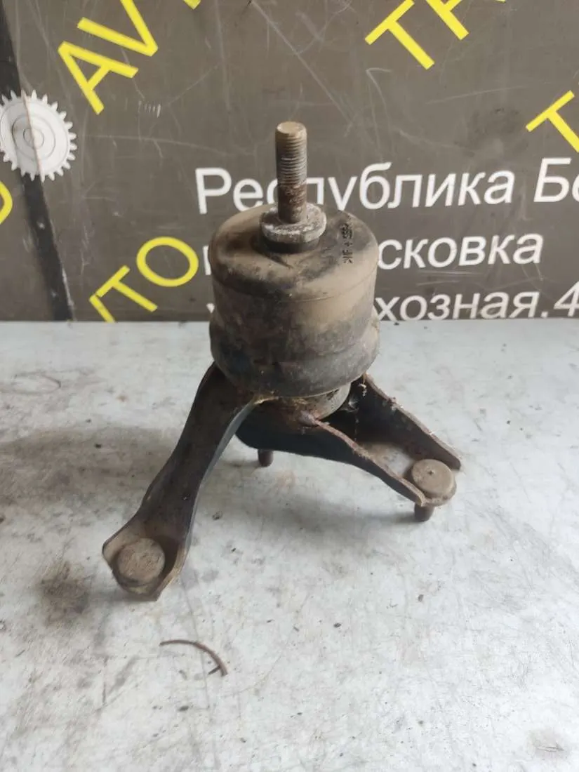 Подушка двигателя Toyota Sienna 3 поколение — фото 2