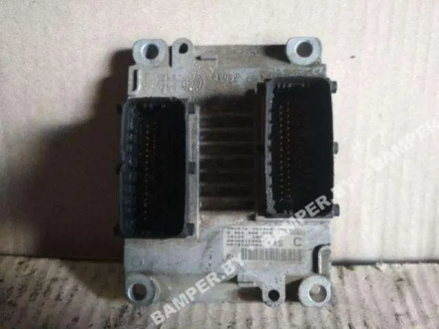 блок управления двигателем Alfa Romeo 156 932 0261206715