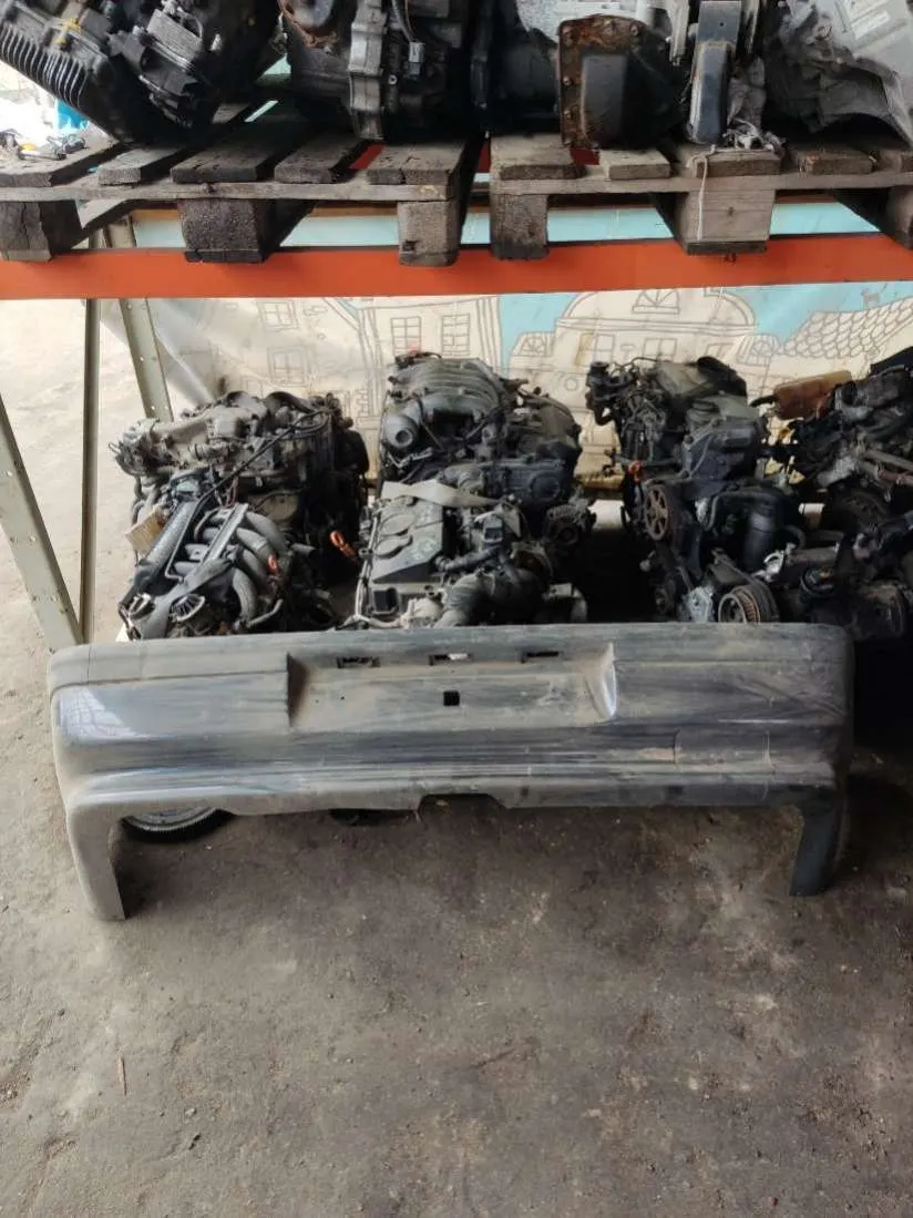 бампер задний Peugeot 605 1 поколение