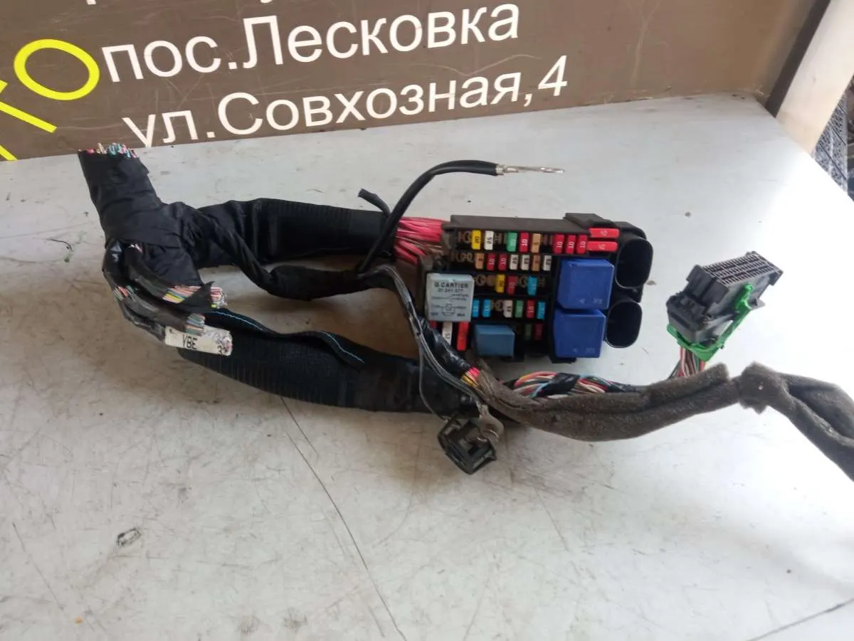 блок предохранителей Renault Scenic 3 поколение