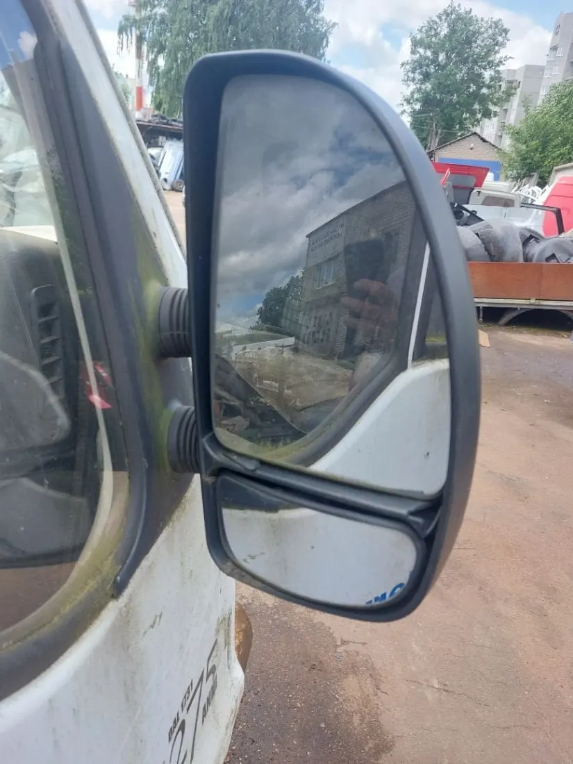 Зеркало правое Peugeot Boxer