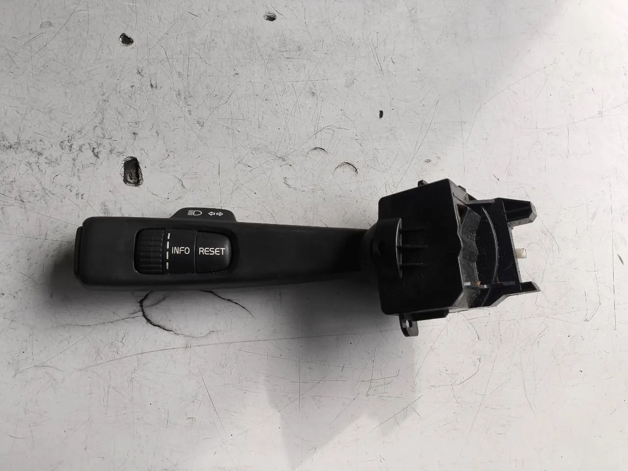 переключатель поворотов Volvo S40 2 поколение