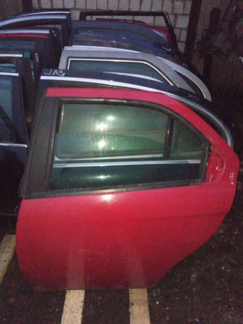 Дверь задняя левая Alfa Romeo 156 932