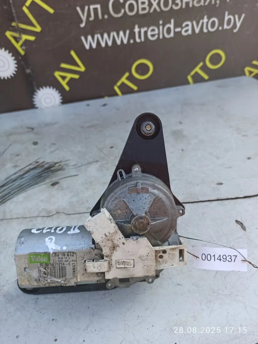 моторчик заднего стеклоочистителя (дворника) Renault Clio 2 поколение 8200071214C