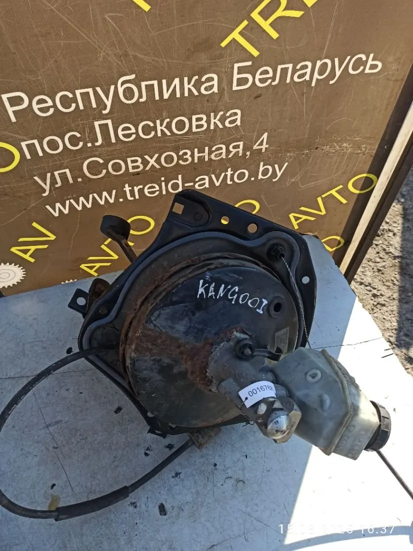 вакуумный усилитель тормозов Renault Kangoo 1 поколение 7700308989L