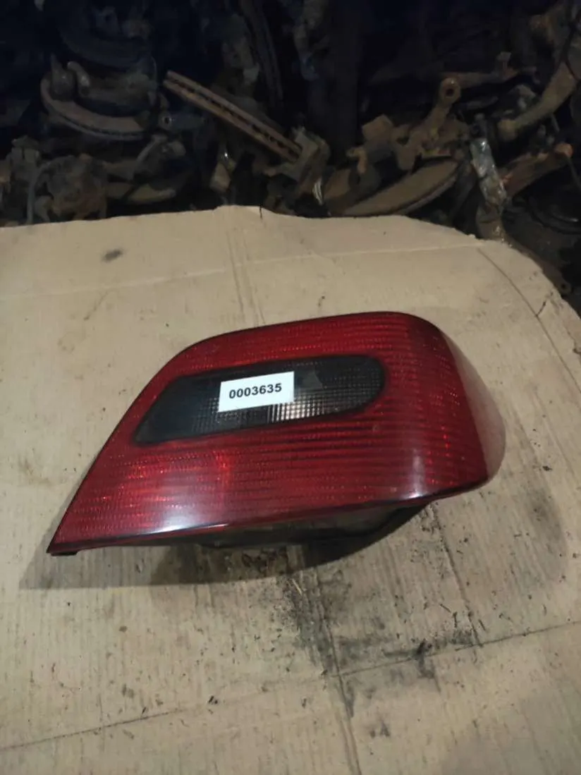 Фонарь задний правый Citroen Xsara 1 поколение