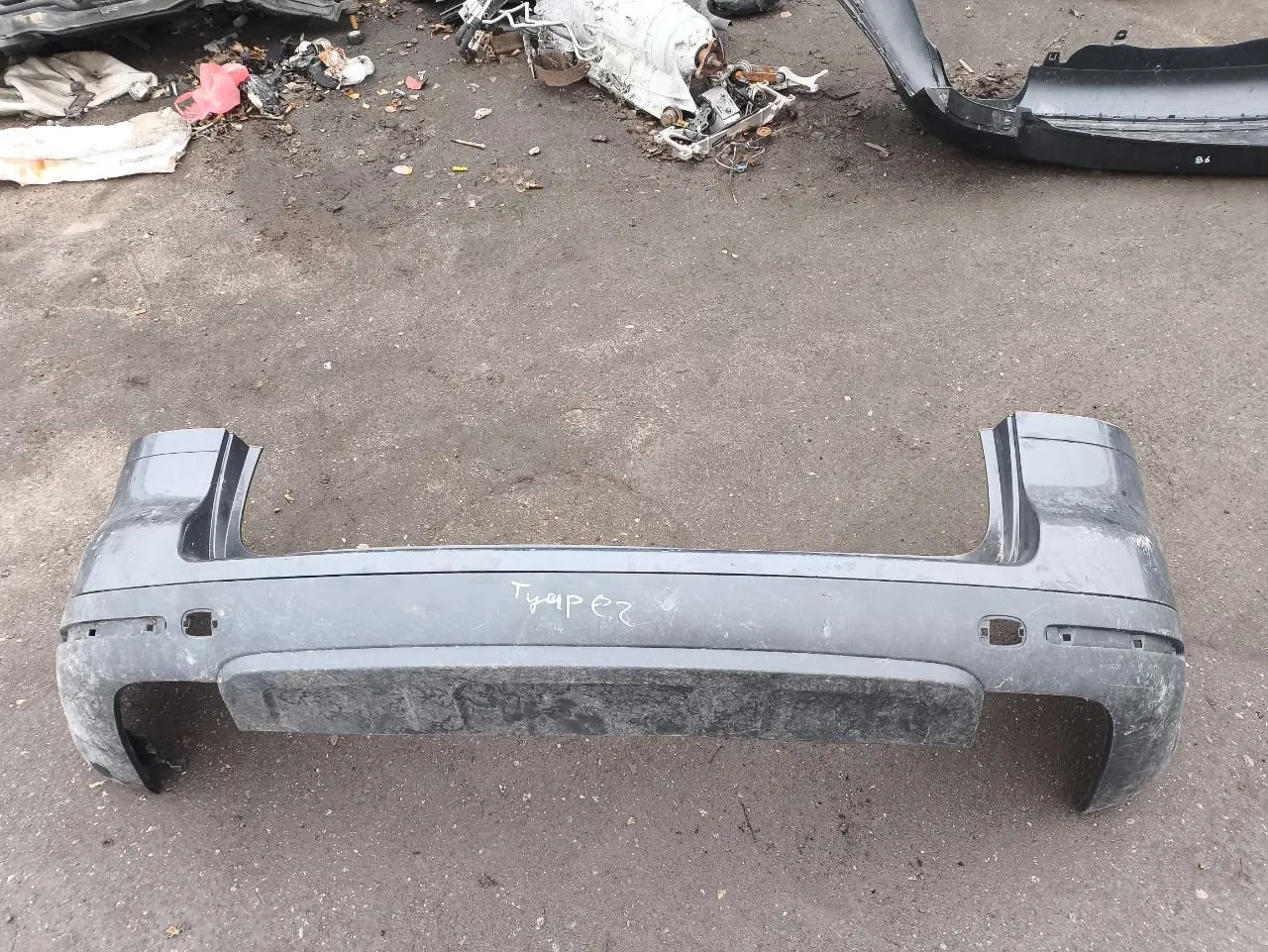 Заглушка (решетка) в бампер задний Volkswagen Touareg 1 поколение 7L6807421
